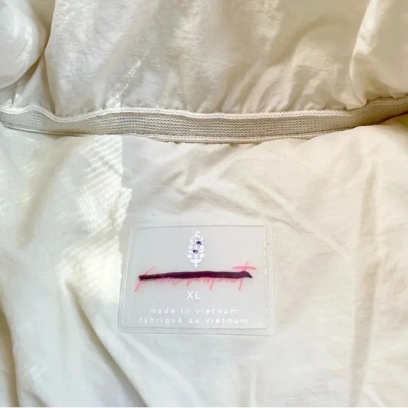 NWT Free People Pippa Packable Puffer Jacket Nylon Bomber FP Movement White - Picture 7 of 10